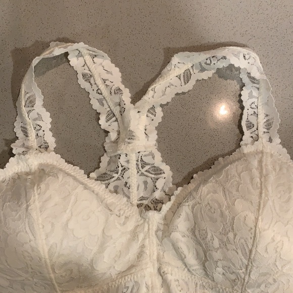 White Lace Bralette - Picture 4 of 5